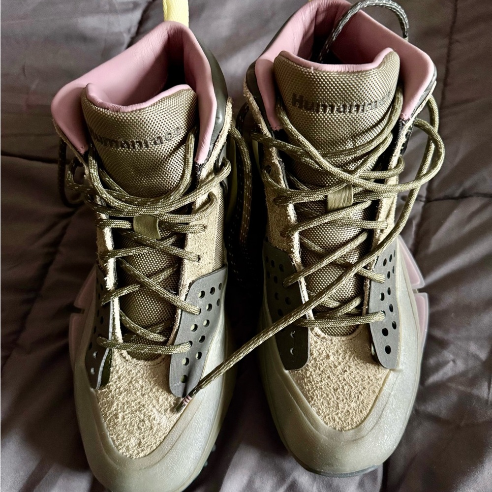 Hummel Green and Pink Athletic Shoes with Suede Finish